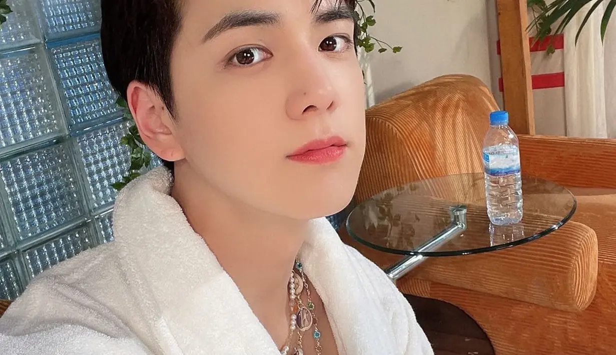 Karier Younghoon di dunia akting dijalani tiga tahun setelah bergabung dengan The Boyz. (FOTO: instagram.com/younghoon.theboyz/)
