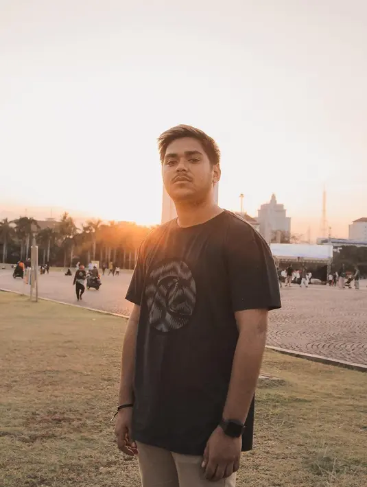 (Instagram/ahmadabdmusic)