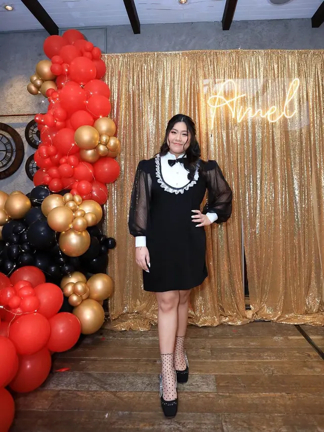 Pesta Ulang Tahun ke-17 Amel Putri Ussy Sulistiawaty (Foto: Instagram/@ussypratama)