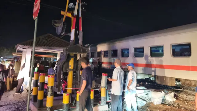 Tabrakan Kereta Api di Serdang Bedagai