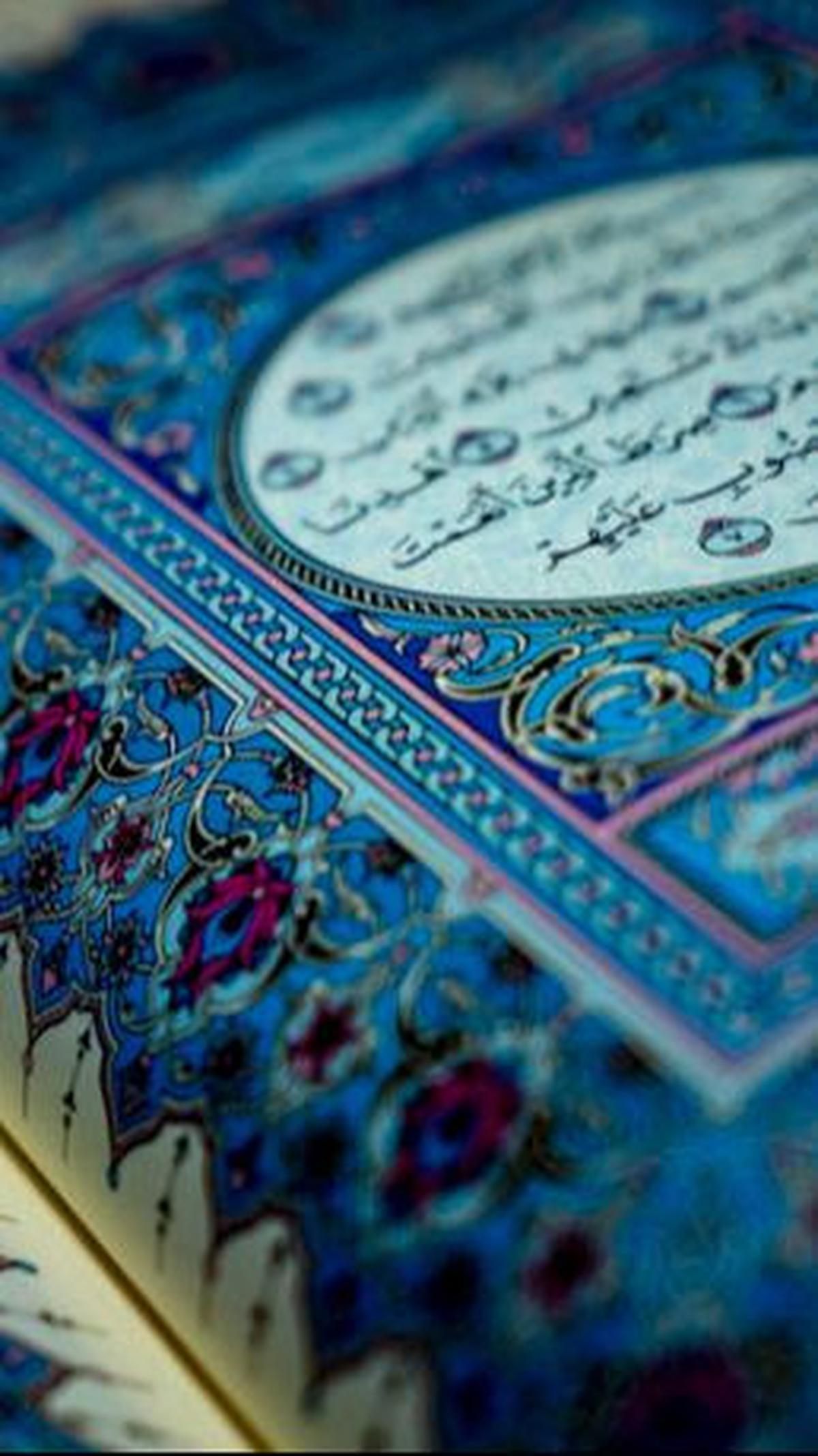 38.	“Malam Nuzulul Quran adalah saat untuk memperkuat ikatan kita dengan Al-Quran, kompas yang mengarahkan kita.”<br><br>39.	“Turunnya Al-Quran adalah bukti kasih sayang Allah, dan Nuzulul Quran adalah saat kita merenungkannya.”<br><br>40.	“Mala