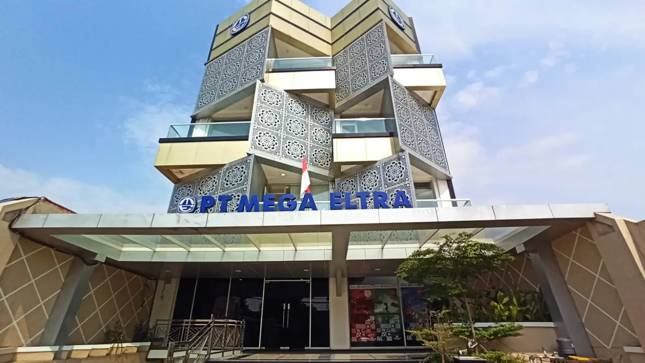 PT Mega Eltra, perusahaan perdagangan anggota holding PT Pupuk Indonesia (Persero)