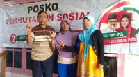 Relawan Jokowi mendirikan posko-posko dukungan untuk Gus Ipul dan Puti Guntur Soekarno di pinggiran hutan Jember. (Merdeka.com)