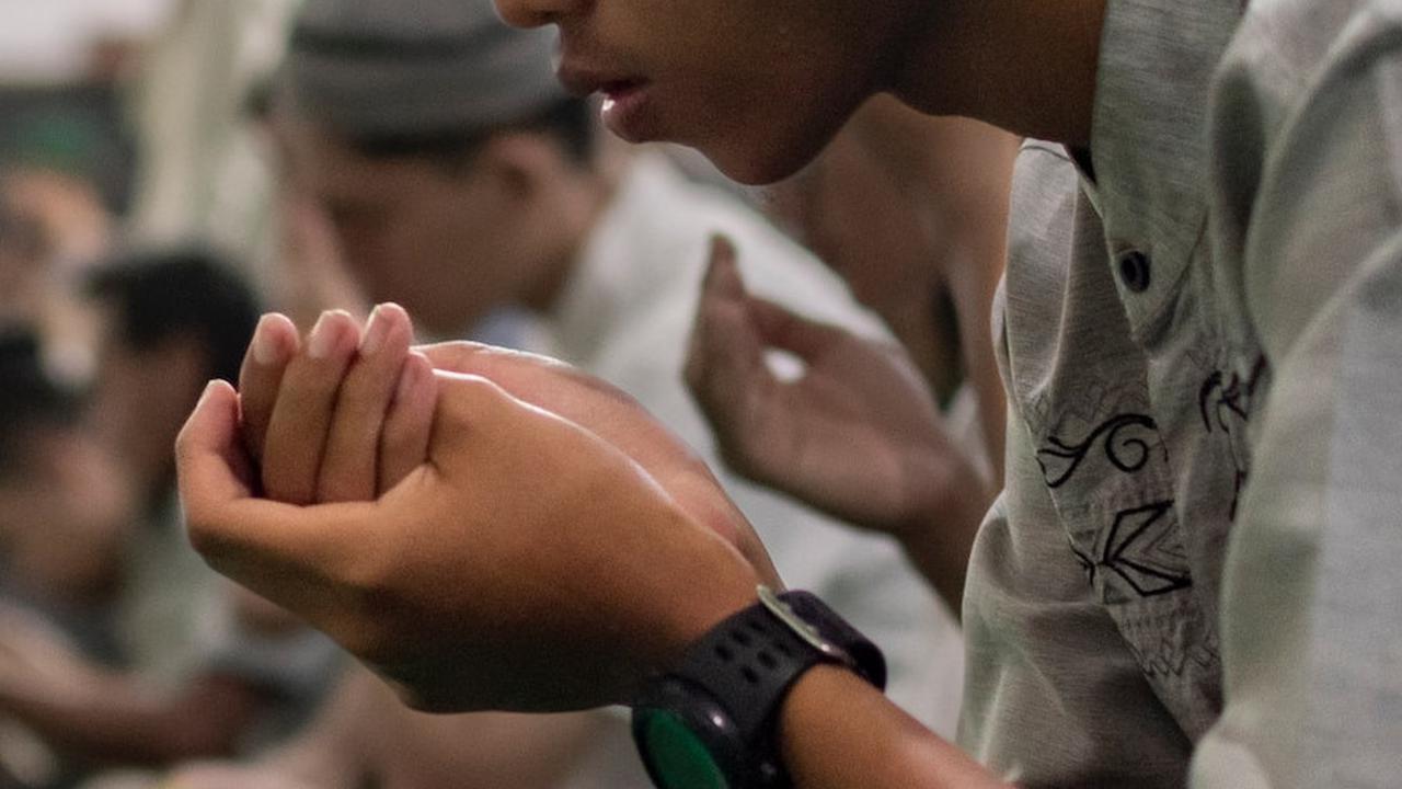 Doa Keselamatan Dunia Akhirat Latin dan Terjemahannya, Bisa Diamalkan Sehari-hari