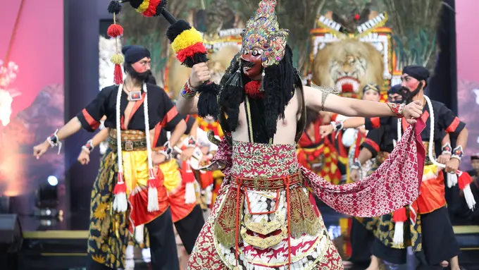 Reog Ponorogo Sedulur Warok Ponorogo Bekasi Memukau di Pembukaan Parade Wastra Nusantara