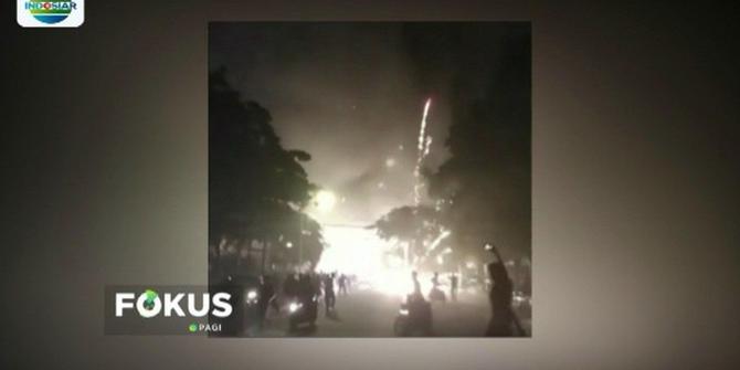 Ruko Kembang Api Terbakar di Mataram, Warga Panik