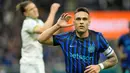 Lautaro Martinez sukses mencatatkan dirinya sebagai pencetak brace melalui dua gol pada menit pertama dan ke-52. (AP Photo/Luca Bruno)