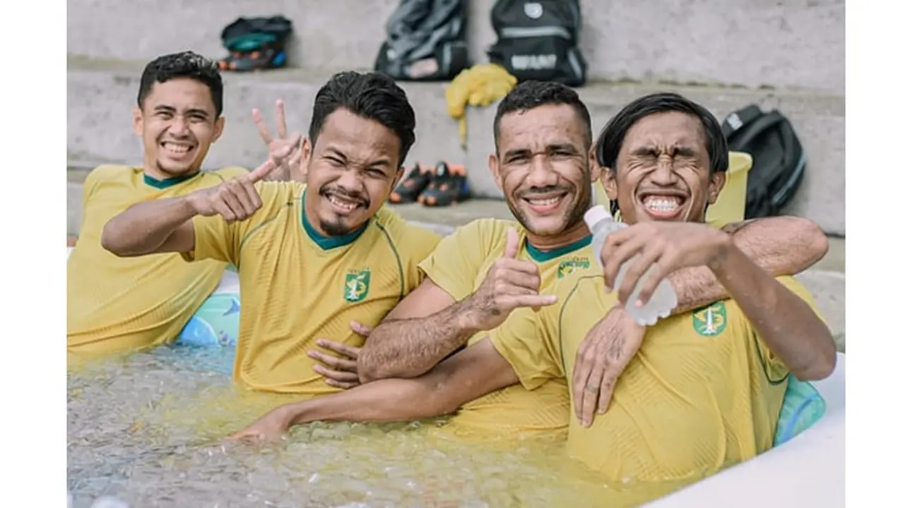 5 Potret Recovery Training Persebaya Surabaya Usai Menang Lawan Persita