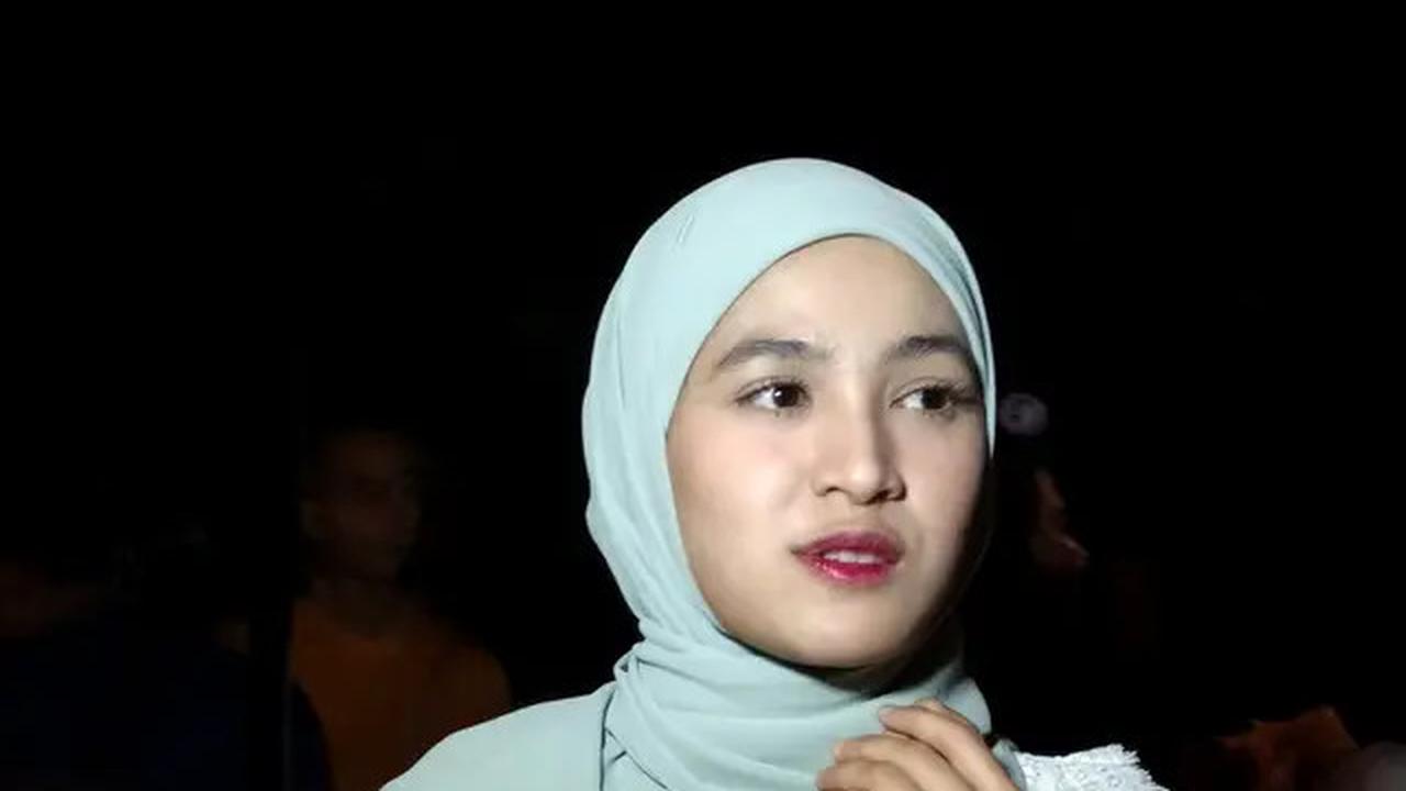 Cut Syifa Bintang Cinta di Ujung Sajadah Dukung Korban Pelecehan: Tuhan Tak Pernah Tinggalkan Kalian