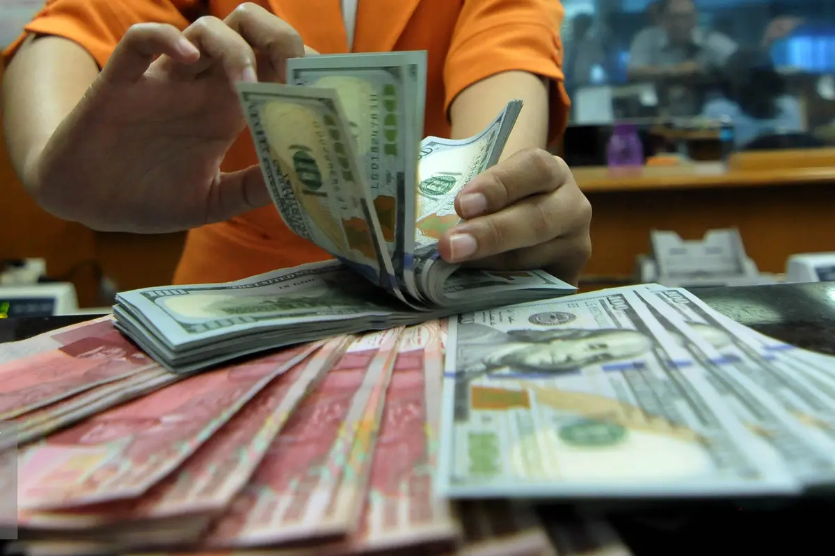 Rupiah Melemah, Eksportir Hanya Untung Sementara