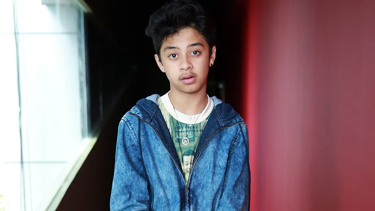 [Bintang] Bastian Steel 