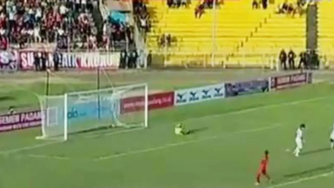 Semen Padang Vs Bali United