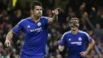 Striker Chelsea, Diego Costa, merayakan gol yang dicetaknya ke gawang Watford pada laga Liga Inggris di Stadion Stamford Bridge, Inggris, Sabtu (26/12/2015). Kedua tim bermain imbang 2-2. (Reuters/Stefan Wermuth)