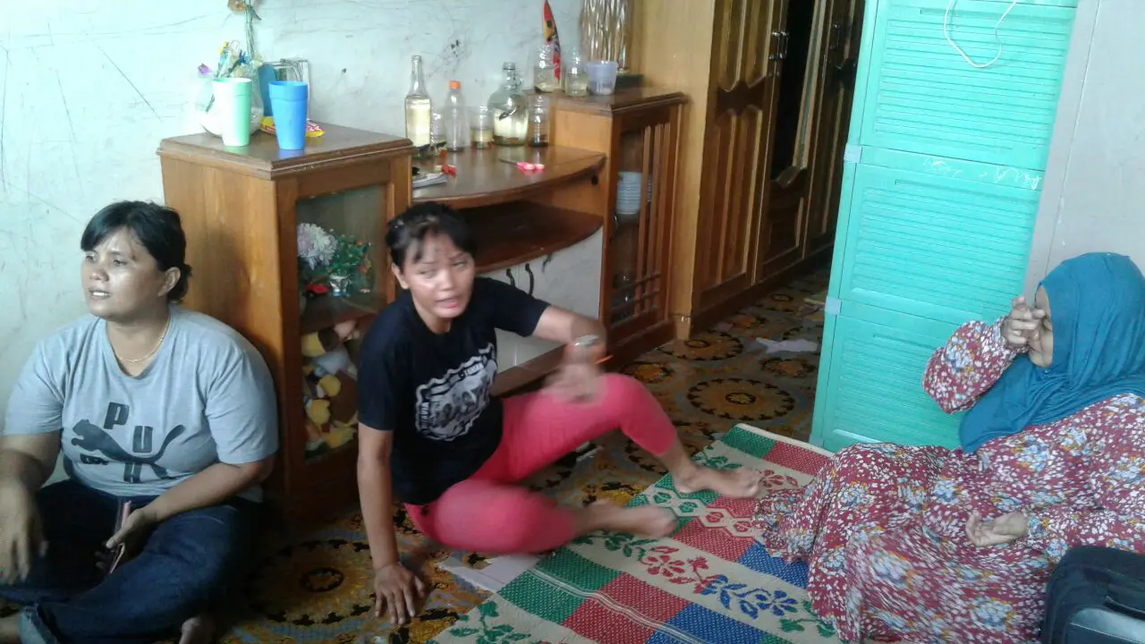 Istri ABK TB Charles Yakini Suaminya Disandera Abu Sayyaf