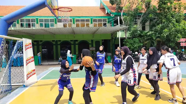Jr NBA Beri Pelatihan pada 117 Siswa di Sidoarjo