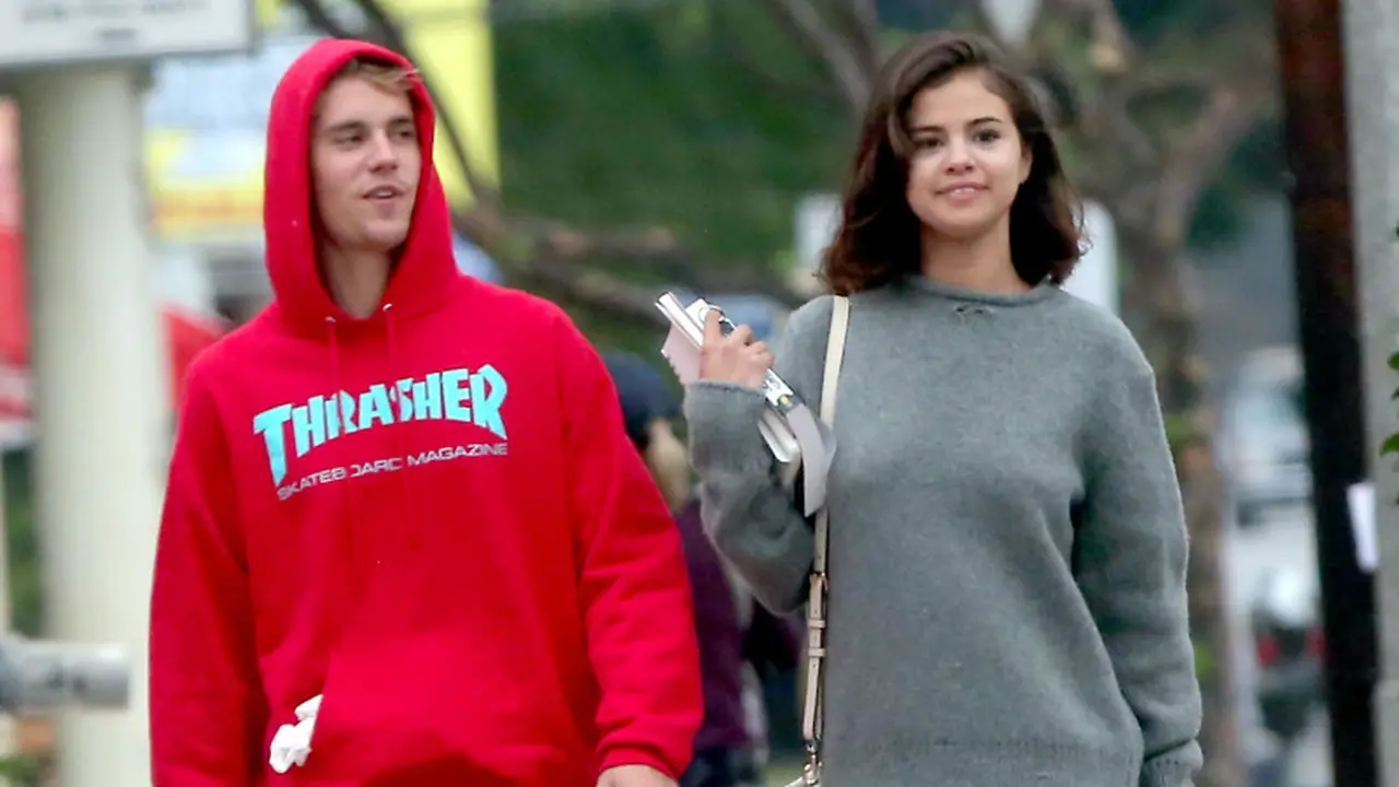 [Bintang] Selena Gomez - Justin Bieber