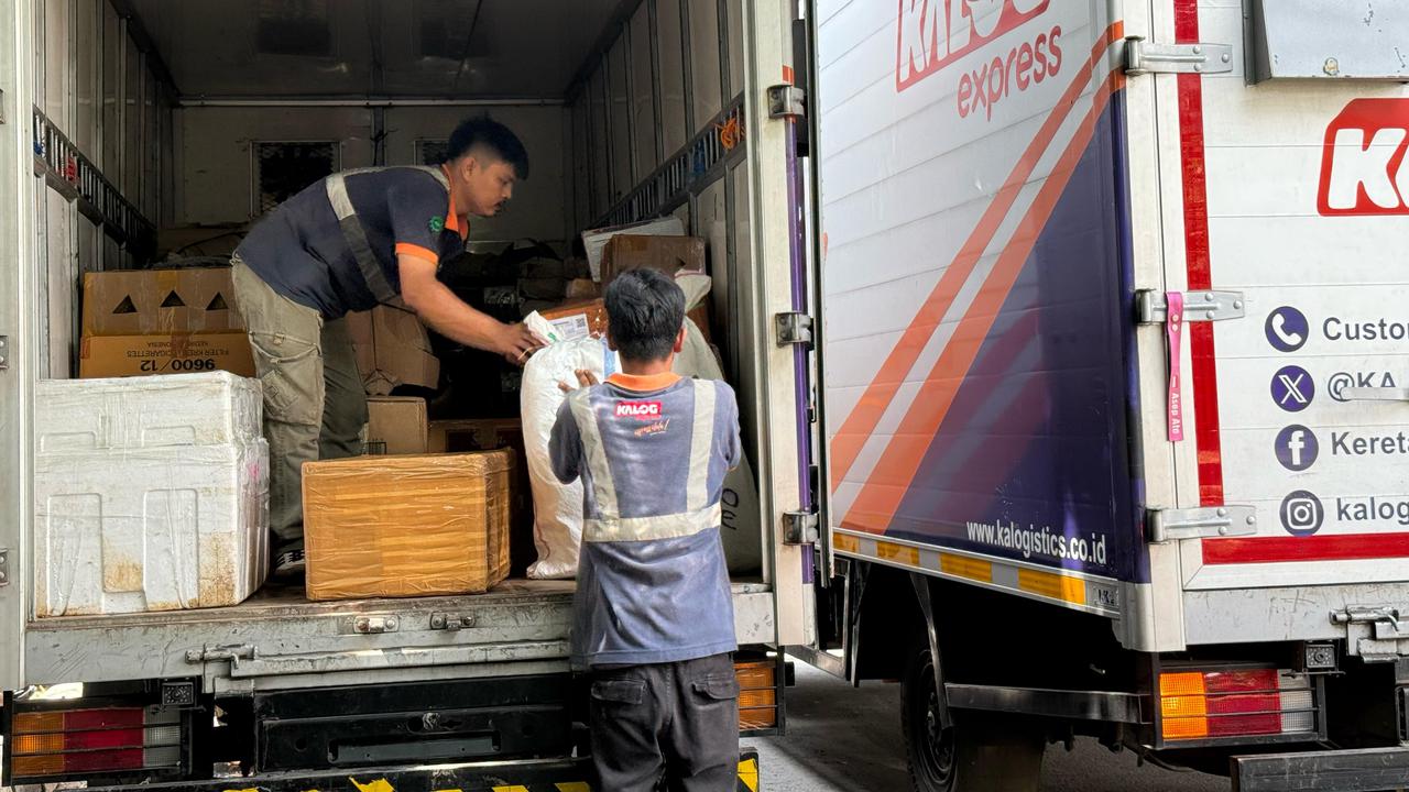 KAI logistik siap layani distribusi barang masyarakat (Foto: KAI Logistik)