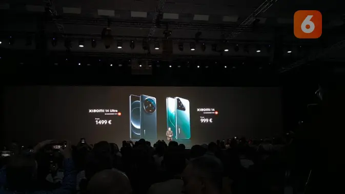 Director International Communications Xiaomi Daniel Desjarlais saat mengumumkan harga Xiaomi 14 dan Xiaomi 14 Ultra. (/Iskandar)