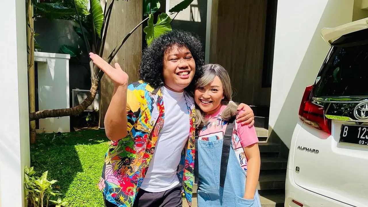 Mpok Alpa bersama Marshel widianto (Instagram/nina_mpokalpa)