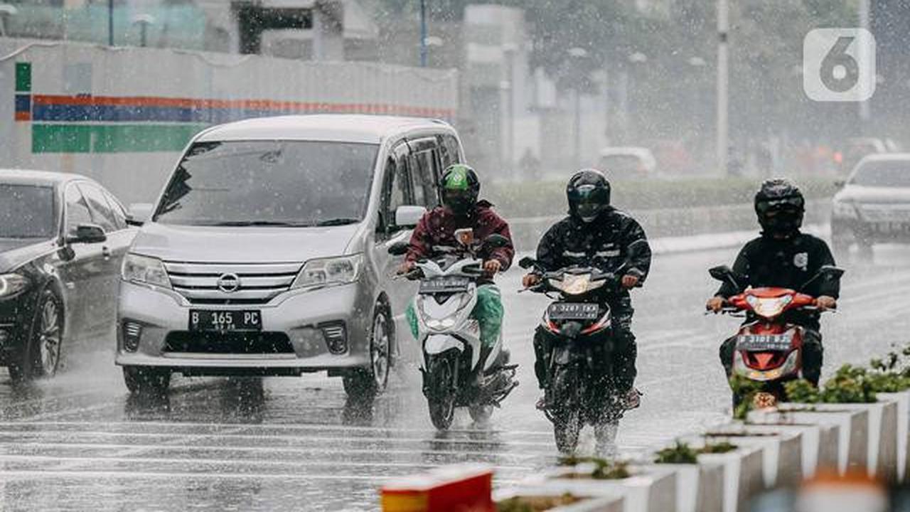 Cuaca Hari Ini Sabtu 27 Desember 2025: Waspada Jabodetabek Hujan Petir Siang Nanti