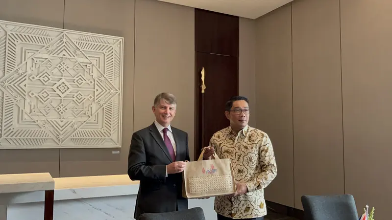 <p>Duta Besar Inggris Owen Jenkins dan Gubernur Jawa Barat Ridwan Kamil, Selasa 18 Oktober 2022. Dok: Kedubes Inggris Jakarta</p>