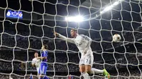 Aksi Cristiano Ronaldo saat melawan Basel (AFP/Javier Soriano)