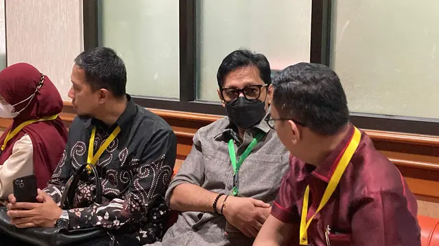 Andre Taulany menghadiri sidang perceraian. (M Altaf Jauhar/ LIputan6.com)
