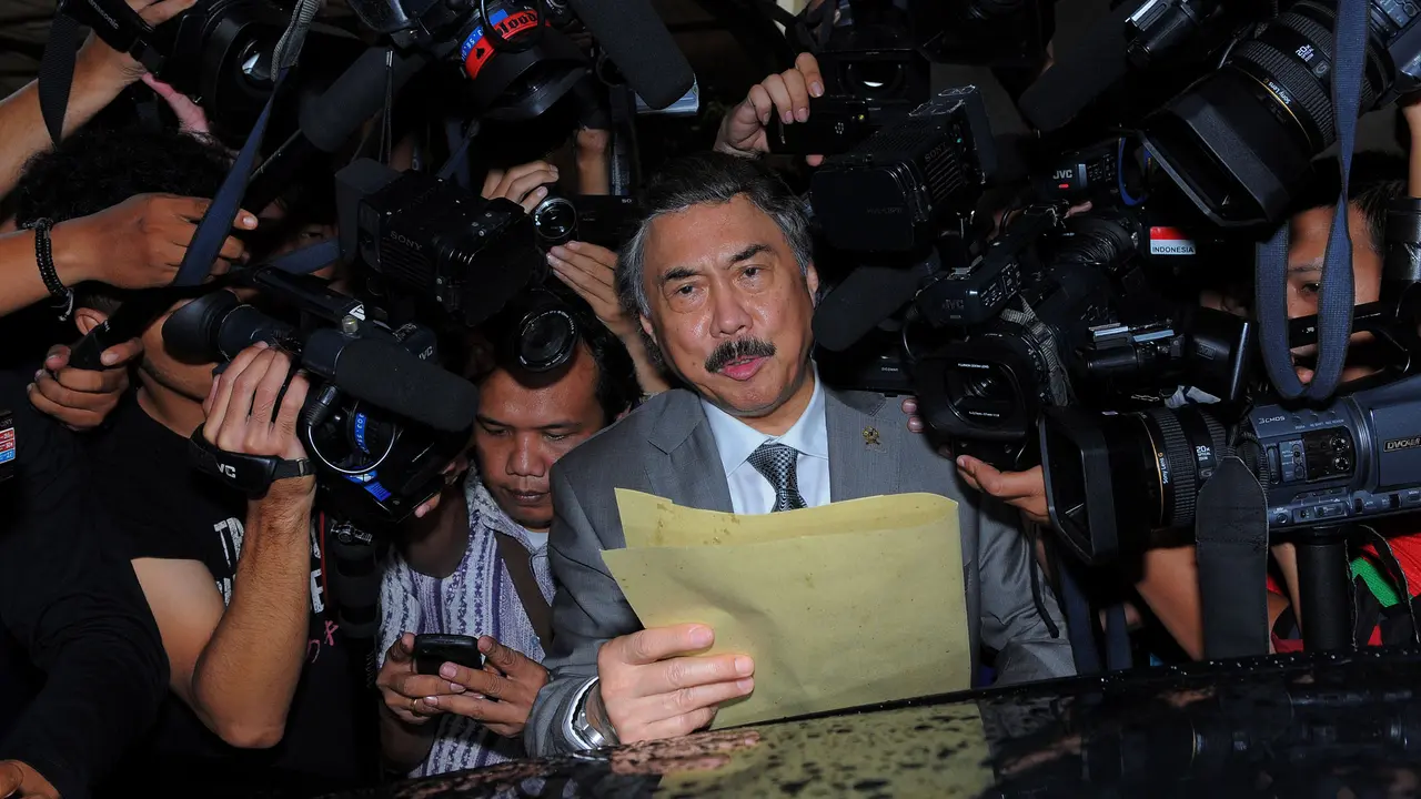 Isu Transfer 700 Juta dari Julia Perez, Gayus Lumbuun Resmi Polisikan Deddy Corbuzier