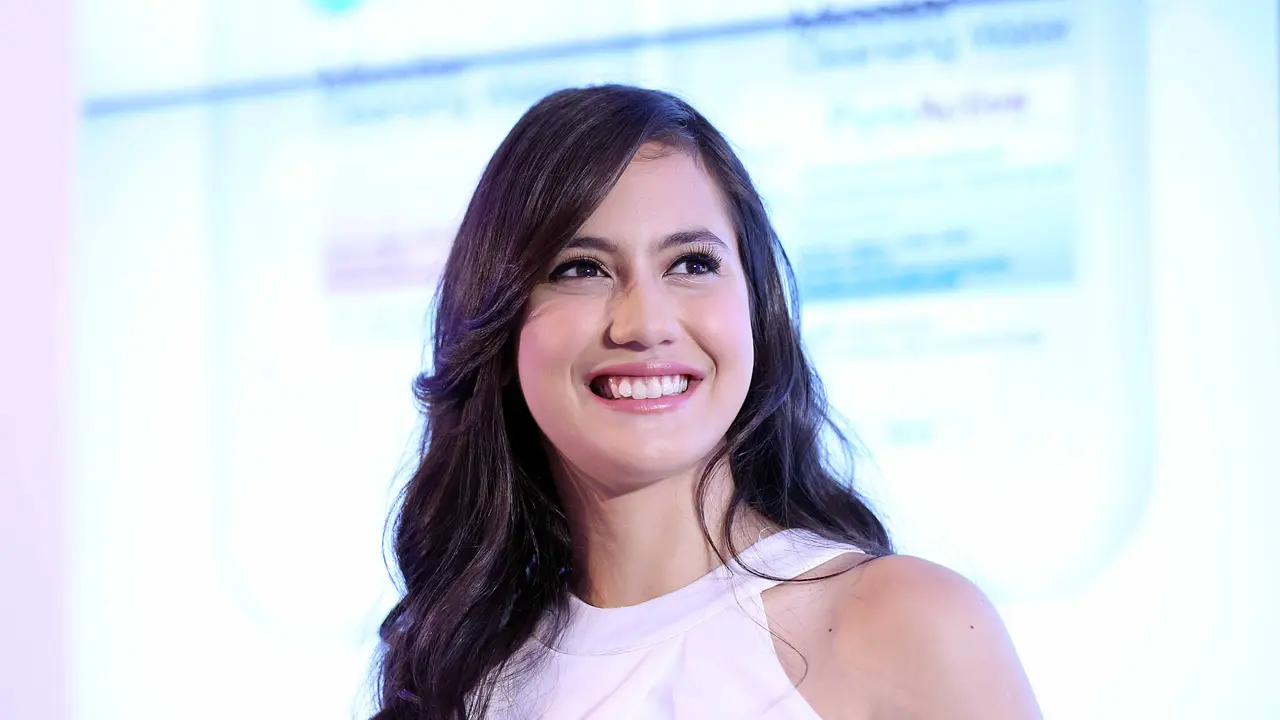 [Bintang] Pevita  Pearce
