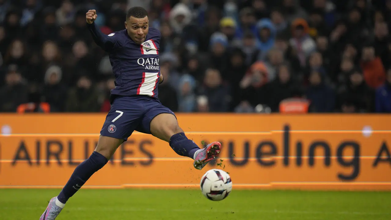 Mbappe Cetak Gol ke-200 Saat PSG Kalahkan Marseille