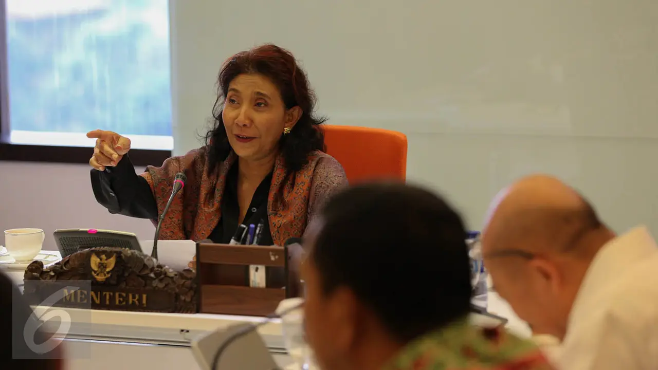 20151006- Susi Pudjiastuti Preskon Kapal MV SS2-Jakarta