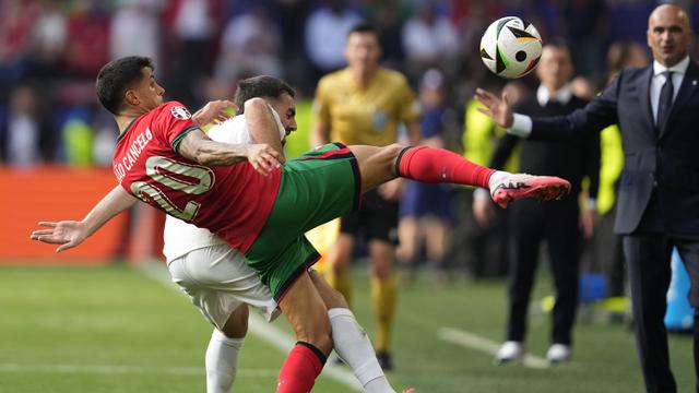 Foto: Cristiano Ronaldo Kembali Cetak Assist Kontra Turki, Portugal Jadi Tim Ketiga yang Melaju ke Babak 16 Besar Euro 2024