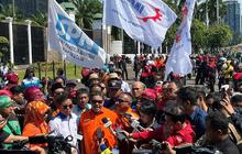 Apakah Demo akan Dilanjutkan Hari Ini? Berikut Penjelasan Para Buruh