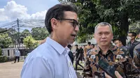 Menkes Budi Gunadi Sadikin bakal berkoordinasi dengan Menhub terkait grebek terminal untuk mengecek kondisi kesehatan sopir jelang mudik Lebaran 2025. (Foto: Ade Nasihudin/Liputan6.com)