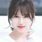 Alami gangguan kecemasan, cantiknya Mina TWICE saat berada di atas panggung dan ikut pembuatan MV terbaru TWICE mendatang. (Sumber: Instagram/@myouimina_love)