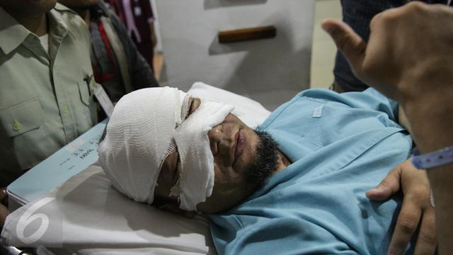 Novel Baswedan Tiba di RS Jakarta Eye Center- Faizal Fanani-20170411