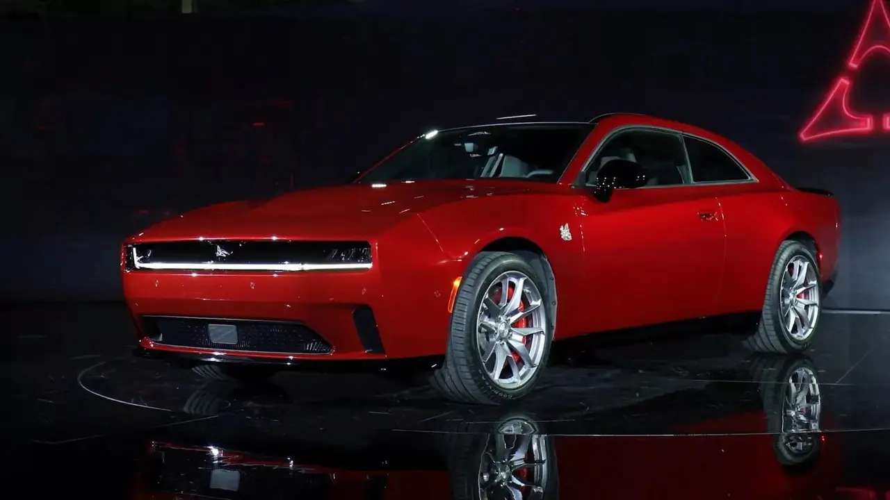 Dodge Charger Daytona EV Scat Pack. (Carscoops)