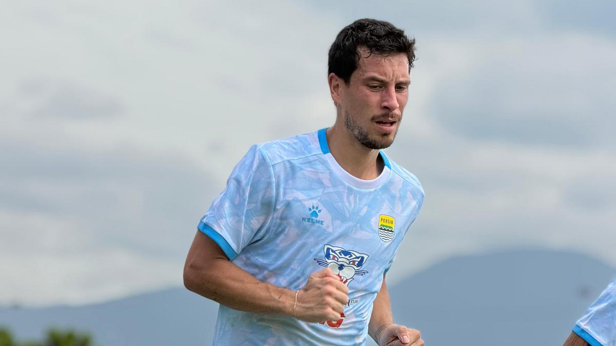 6 Kemenangan Beruntun Dicatat Persib, Thom Haye: Cara Bermain Lebih Penting