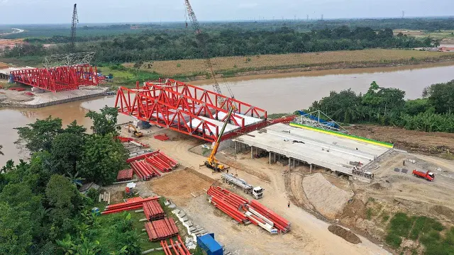 PT Hutama Karya (Persero) berkomitmen segera menyelesaikan 5 ruas baru yang menjadi bagian dari Jalan Tol Trans Sumatera (JTTS) pada 2023. (Dok Hutama Karya)
