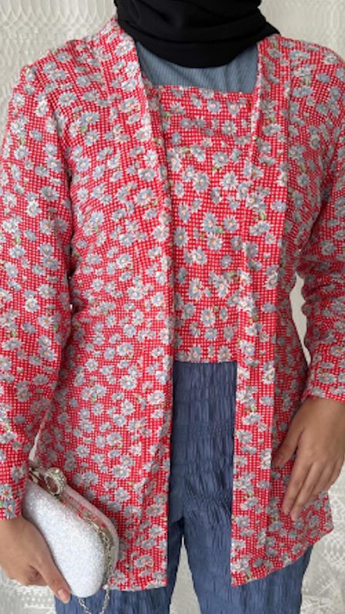 <b>&nbsp;Kebaya Keela By&nbsp;</b><span style="border-color: rgba(229,231,235,var(--tw-border-opacity)); --tw-border-opacity: 1; --tw-shadow: 0 0 #0000; --tw-ring-inset: var(--tw-empty, ); --tw-ring-offset-width: 0px; --tw-ring-offset-color: #fff; --tw-ri