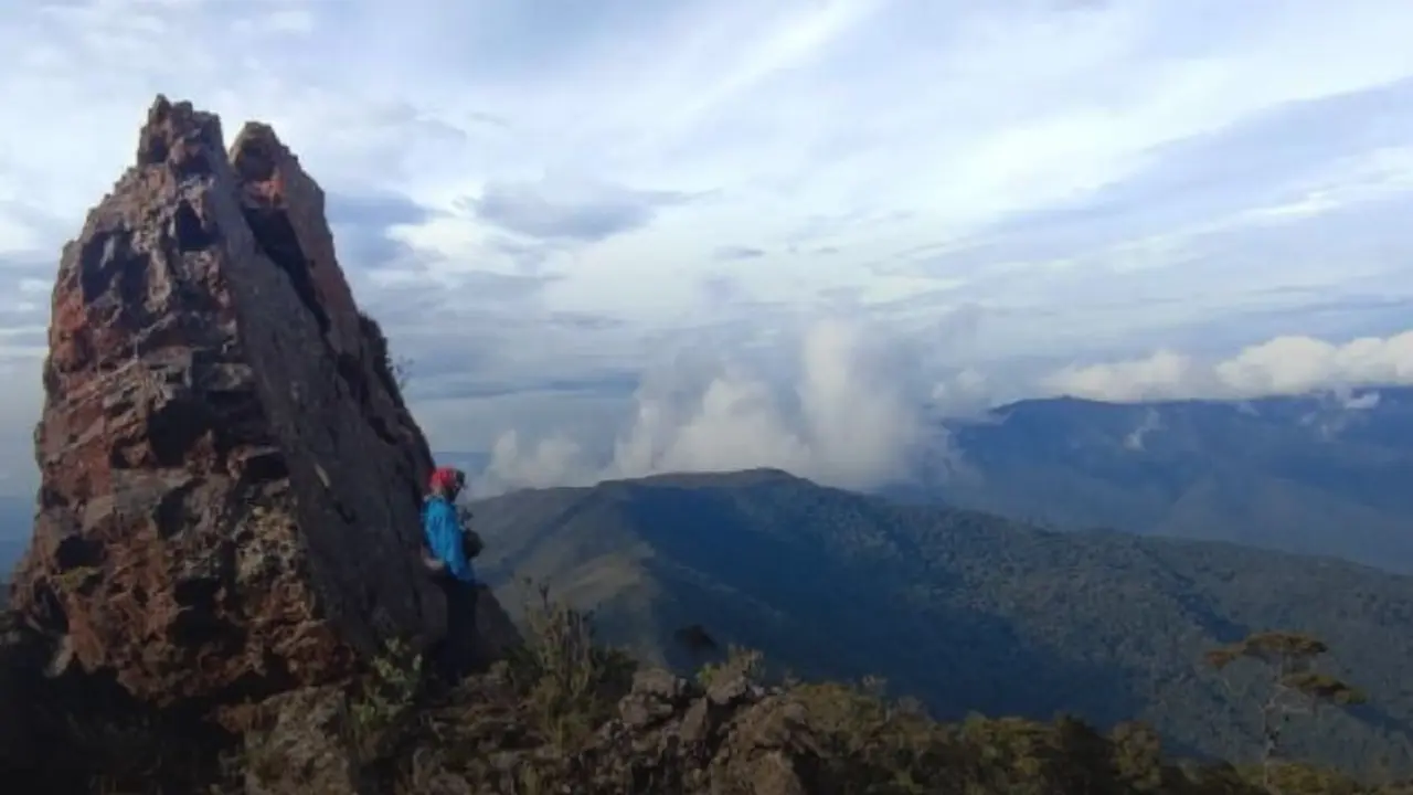 Gunung Abong-Abong di Aceh