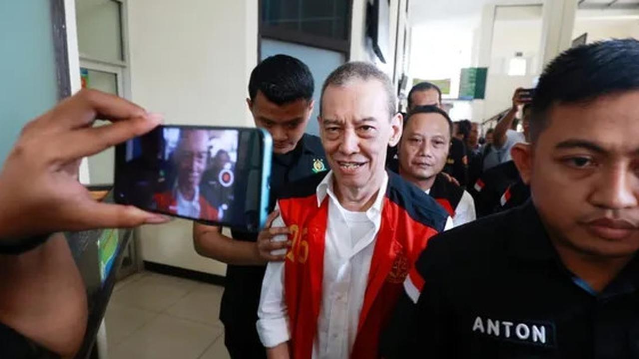 Fariz RM Jalani Sidang Kasus Narkoba Ditemani Istri, Saksi Meringankan Ungkap Fakta