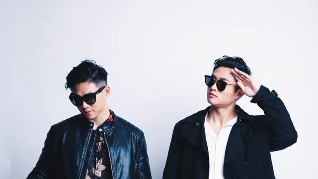 Duo DJ berdarah Indonesia, Beauz siap menggebrak sebuah festival musik virtual bertajuk Blockeley Music Festival 2020.