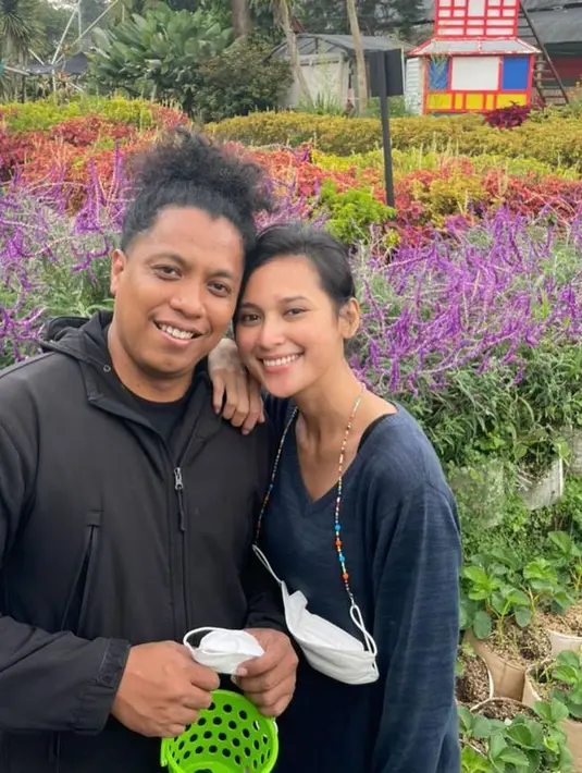 Arie Kriting dan Indah Permatasari (Instagram/arie_kriting)