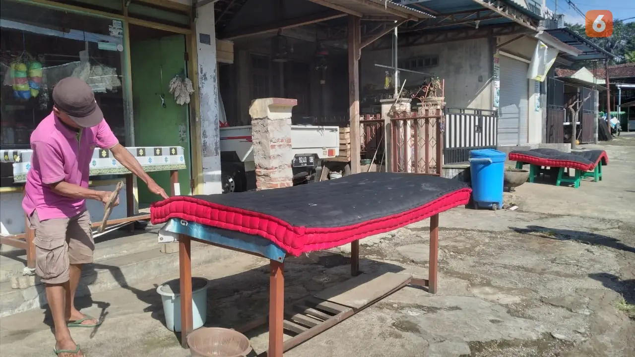 Cara Unik Warga Banyuwangi Bangun Rumah Tangga Langgeng dan Harmonis