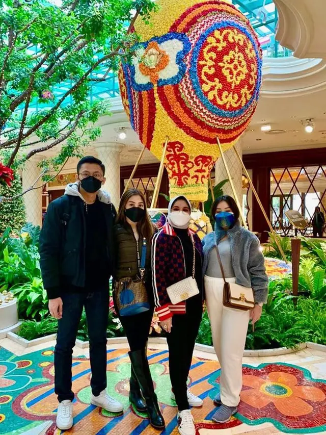 6 Momen Babymoon Nikita Willy di Las Vegas, Baby Bumpnya Curi Perhatian
