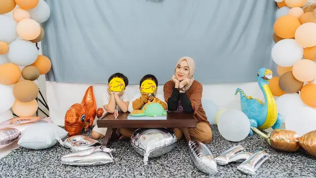 Sudah Resmi Cerai, Ini 6 Potret Ayus Sabyan dengan Ririe Fairus saat Ulang Tahun Anak