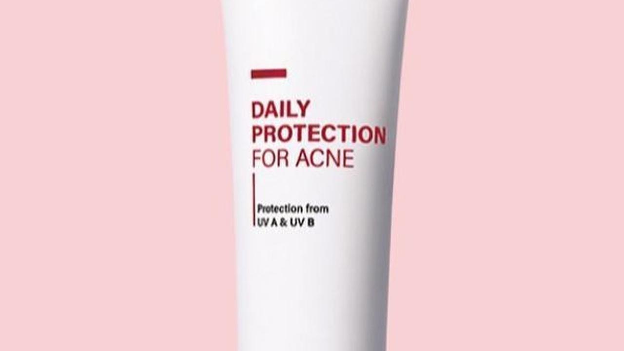 6. Daily Protection for Acne SPF30 Produk dari ElsheSkin<br>