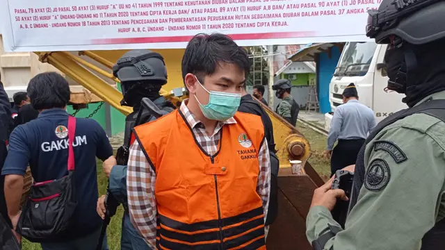 Tersangka perambahan hutan ilegal di Konawe Utara.(Liputan6.com/Ahmad Akbar Fua)