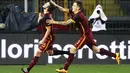 Pemain AS Roma, Miralem Pjanic, merayakan gol dicetaknya ke gawang Empoli pada pertandingan lanjutan Serie A Italia di Stadion Carlo Castellani, Empoli, Minggu (28/2/2016) dini hari WIB. (EPA/Fabio Muzzi)